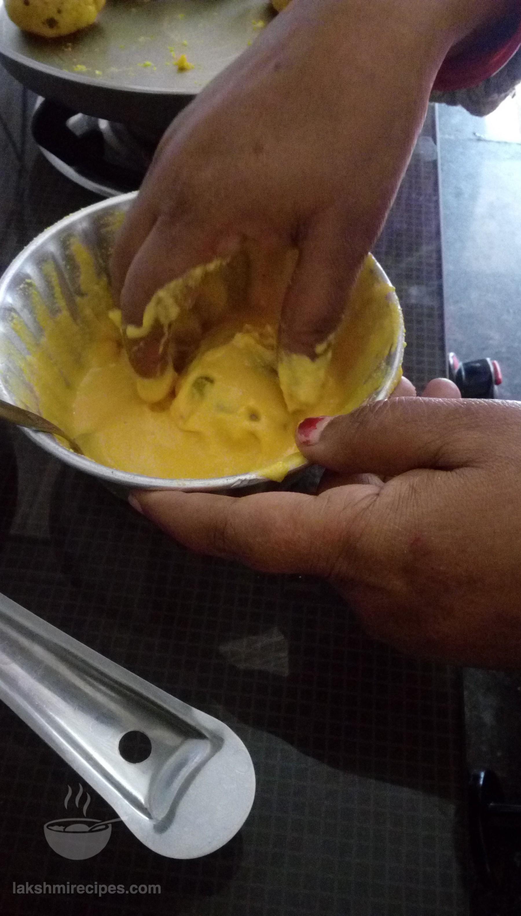 Aloo Bonda Recipe - How To Make Aloo Bonda