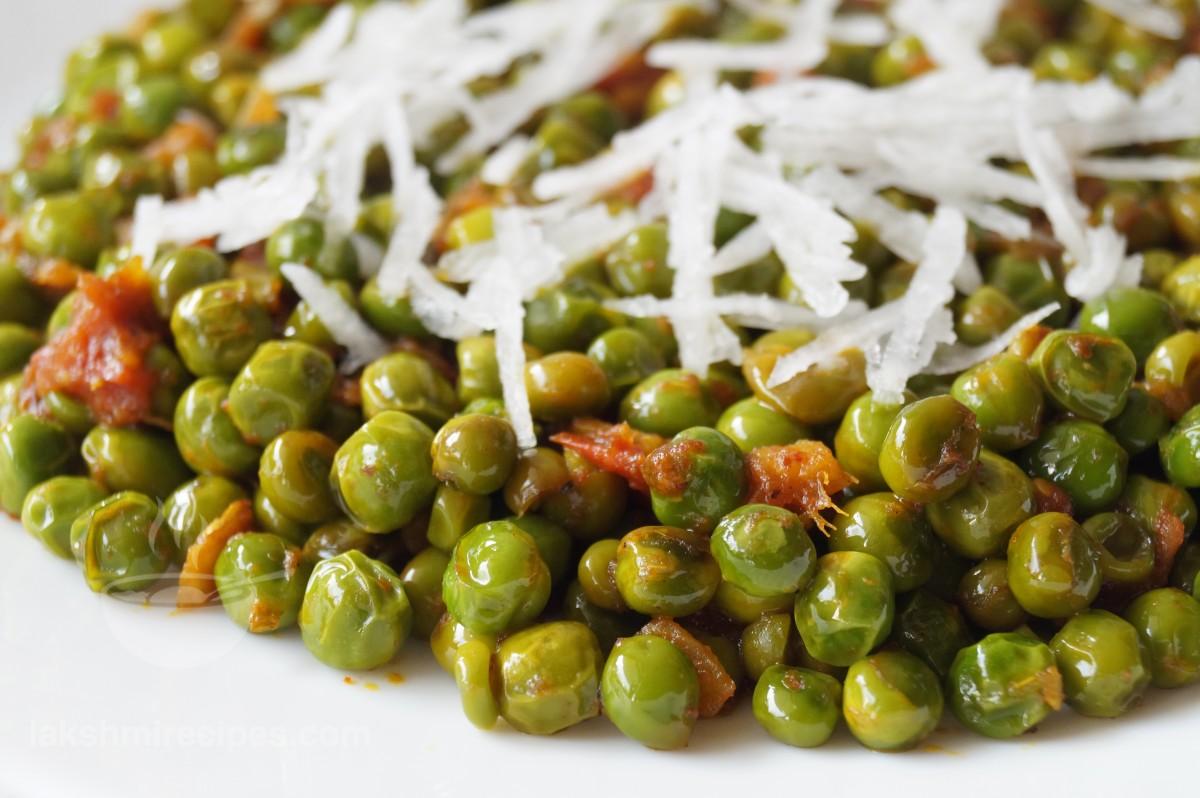 Hare Matar Ki Ghugni Recipe