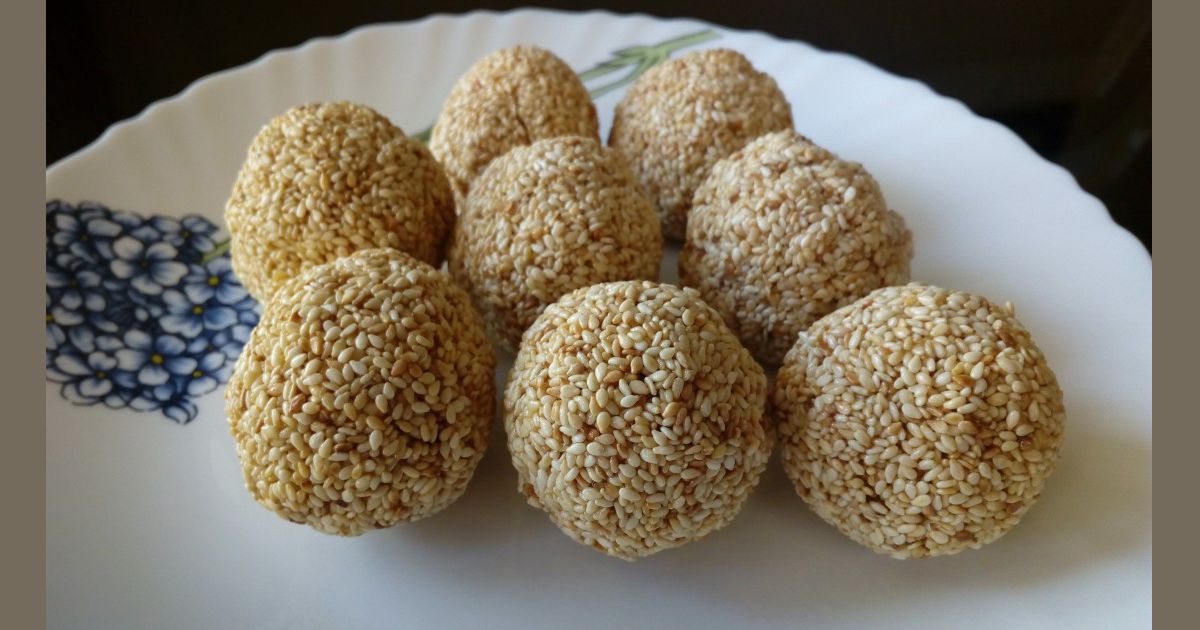 Til Ke Laddu Recipe Learn How To Make Til Ke Laddu