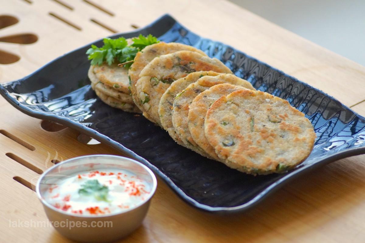 Singhade Ke Atte Ke Mini-Paratha