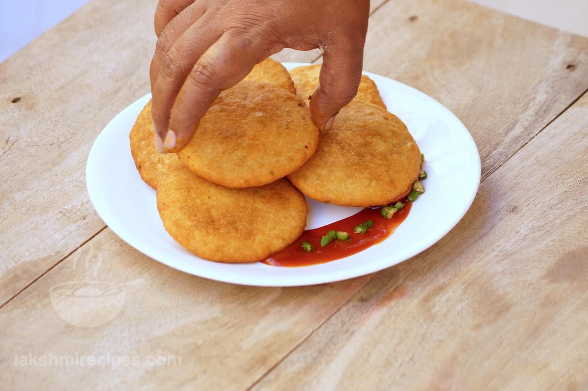 Pyaaz Kachori or Rajasthani Kachori or Khasta Kachori - with Lakshmi Recipes